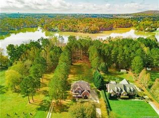 5141 Lake Wylie Rd, Lake Wylie, SC 29710