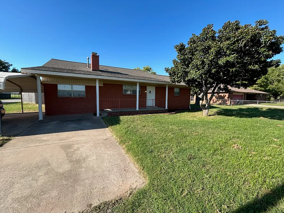800 N Terrace Dr