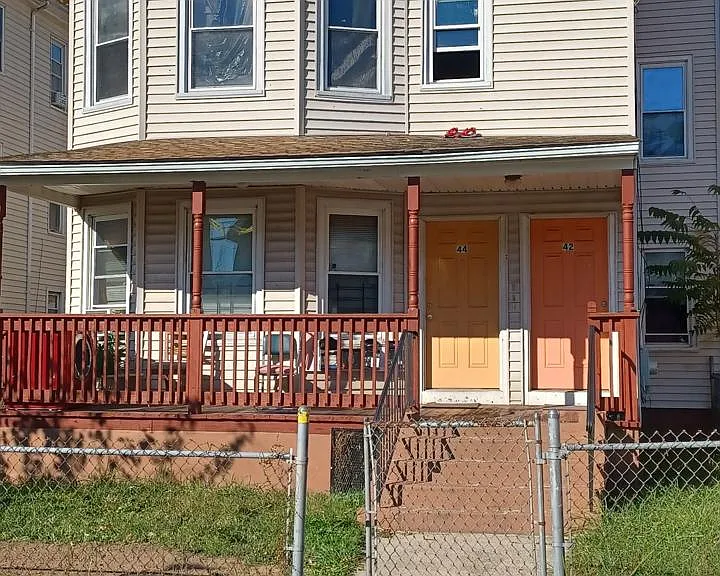 44 Hamilton St #3 — Photo 7