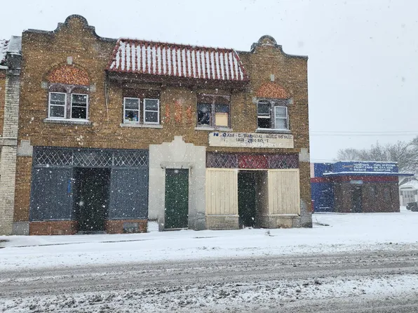 4823 W Center St, Milwaukee, WI 53210