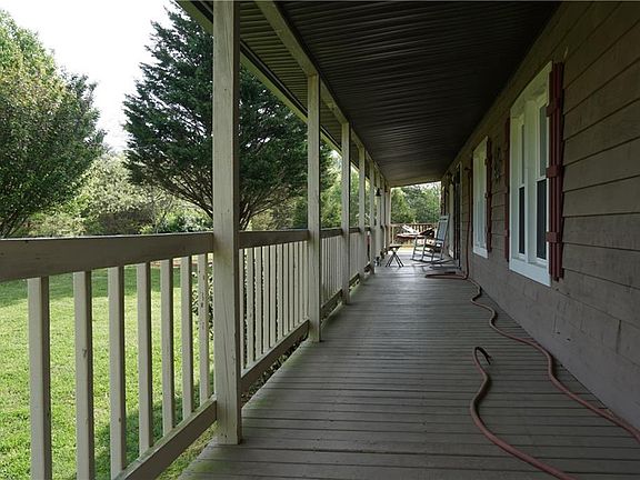 2nd image of 1053 Carter Way