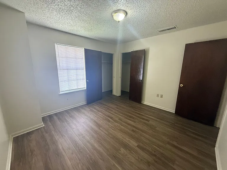 8150 Bayou Fountain Ave — Photo 2
