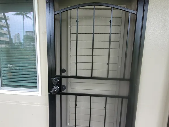 454 Kuamoo St, Honolulu, HI