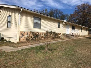 302 Barnett Rd, Kilgore, TX 75662