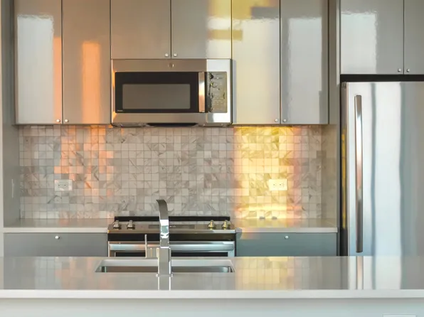 620 Pavonia Avenue image 11 of 16