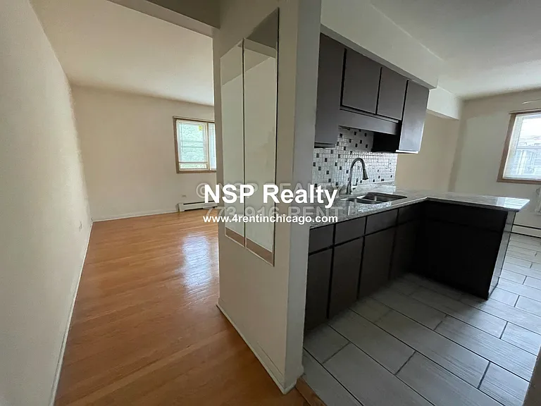 931 Cora St #2N — Photo 1