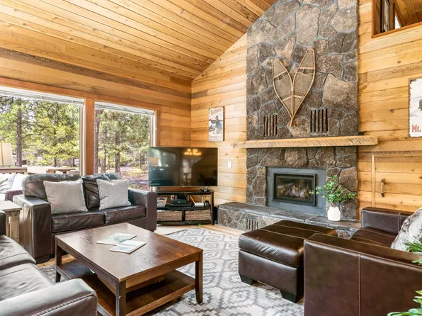 57379 Lowland Ln #1, Bend, OR 97707