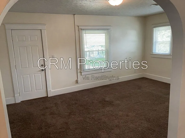837 S Armstrong St #2 — Photo 6