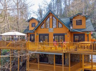 91 Double Springs Dr, Almond, NC 28702