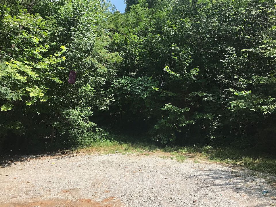 1st image of 712 Peachers Dr