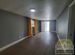 Three bedroom Upstairs Flat in Richmond, Richmond, CA 94801
