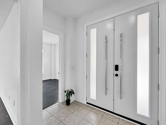 4th image of 247 Pittock Park Rd
