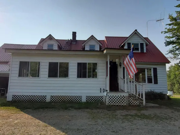 182 Atkinson Road, Bradford, ME 04410