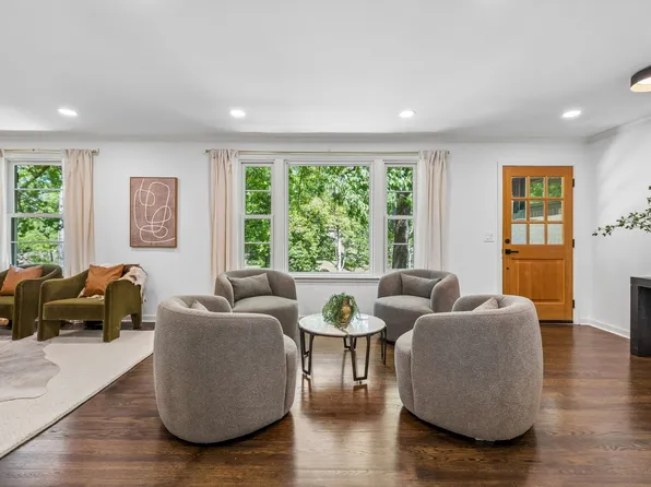 703 Clematis Dr, Nashville, TN 37205