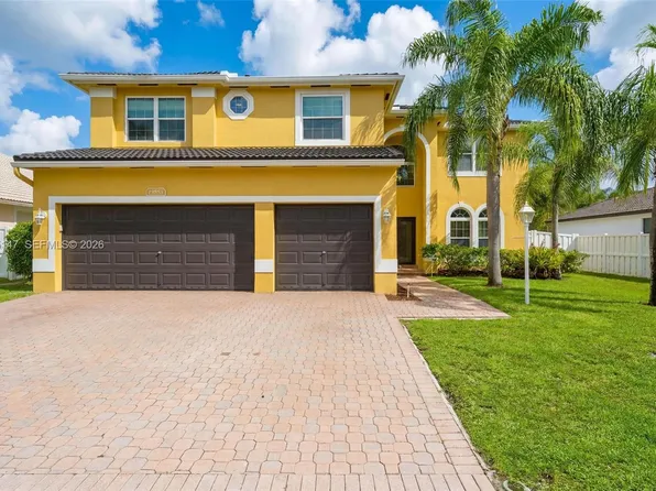 13845 NW 14th St, Pembroke Pines, FL 33028