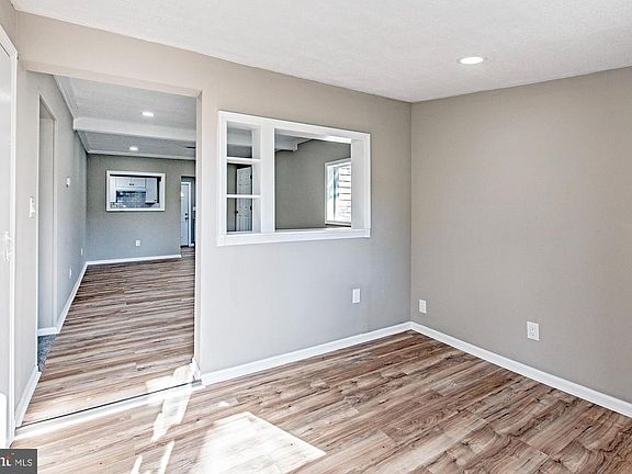 2nd image of 112 Michigan Rd