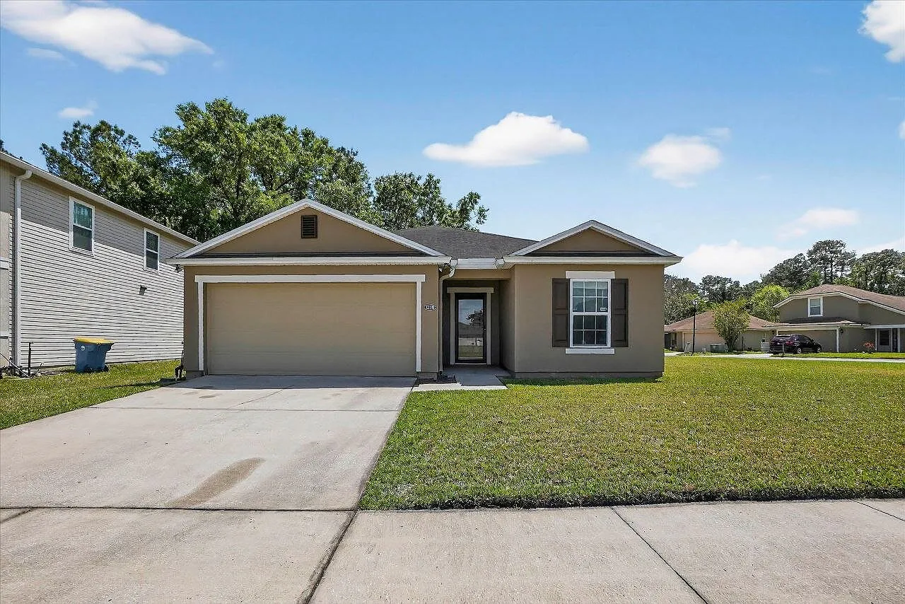 3 bed, 2.0 bath, 1628 sqft, $1,850 — Photo 1