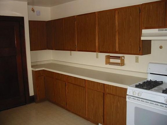 2nd image of 5053 S Hately Ave