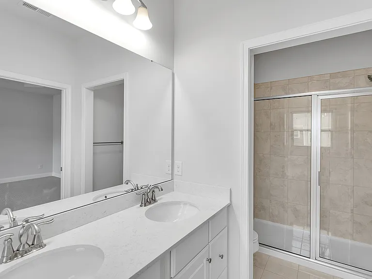 160 Seneca Pl — Photo 20