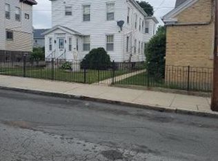 11 Franklin St, New Bedford, MA 02740