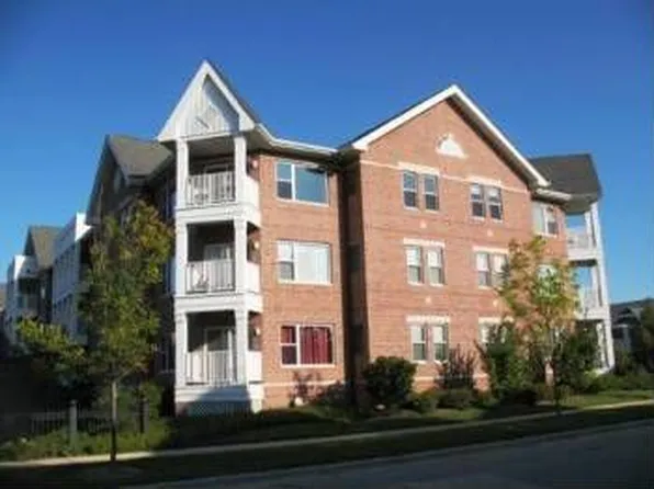 316 56th St Unit 304, Kenosha, WI 53140