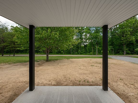 5th image of 3638 Cherry Ridge Rd