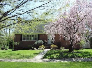 110 Allendale Dr, Rye, NY 10580