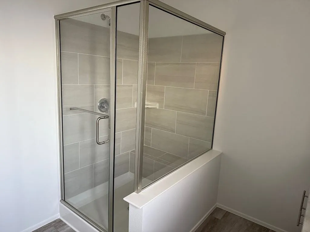 2 bed, 2.0 bath, 1251 sqft, $1,599 — Photo 3