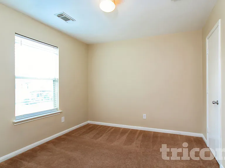 3643 Fuller Bluff Dr — Photo 13