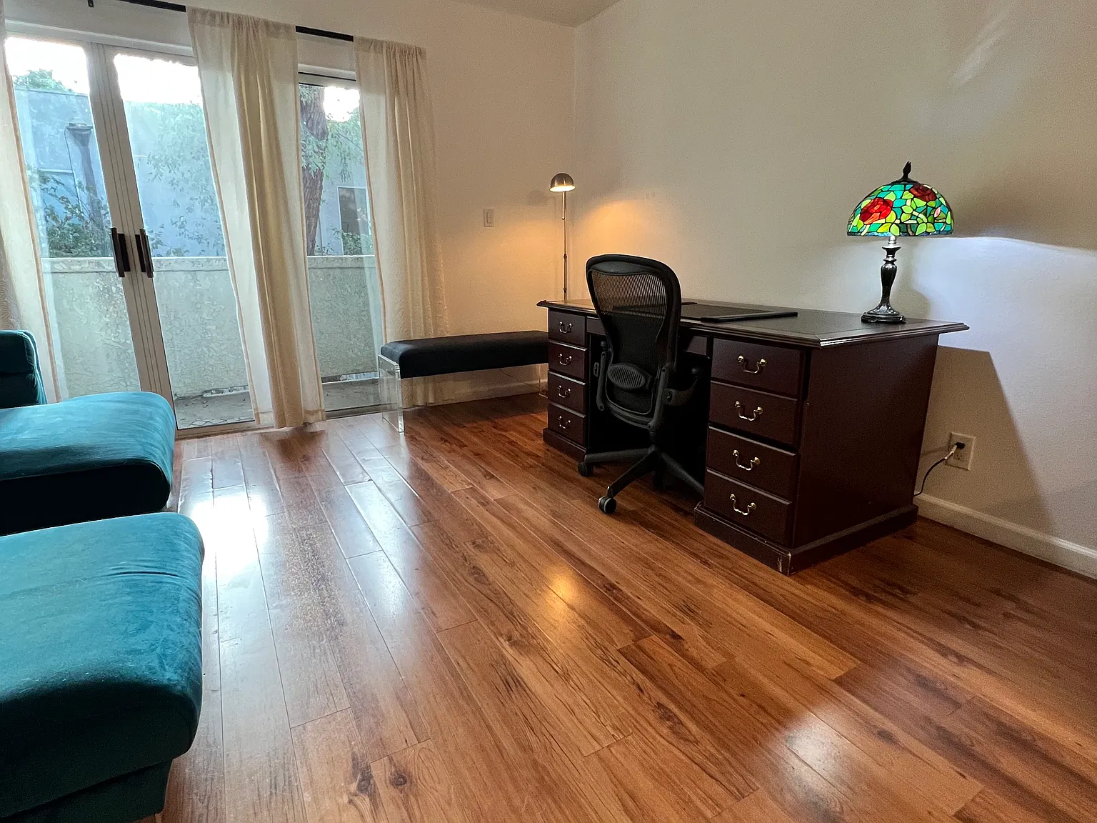 2 bed, 884 sqft, $2,900 — Photo 2