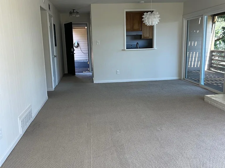 802 Spring St #A — Photo 6