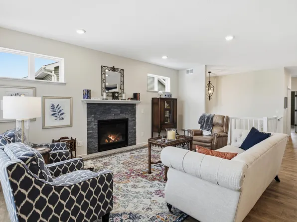 (undisclosed Address), Woodbury, MN 55129