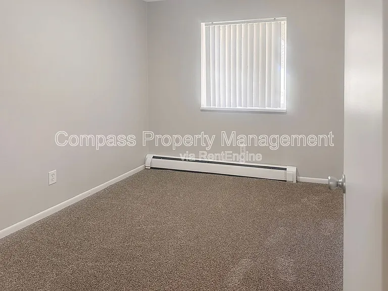 Lakewood Apartments — Photo 24