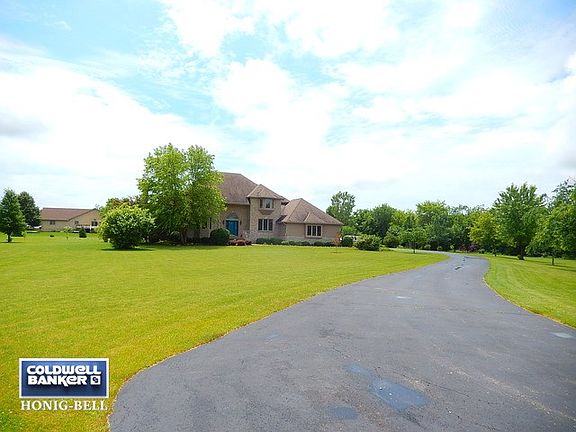3rd image of 1634 Christine Dr
