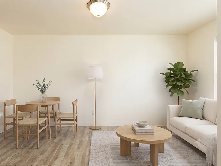 Back Nine Apartments - Located on the west slope of Queen Anne — Photo 10