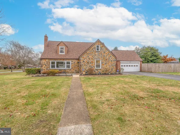 207 Mendell Pl, New Castle, DE 19720