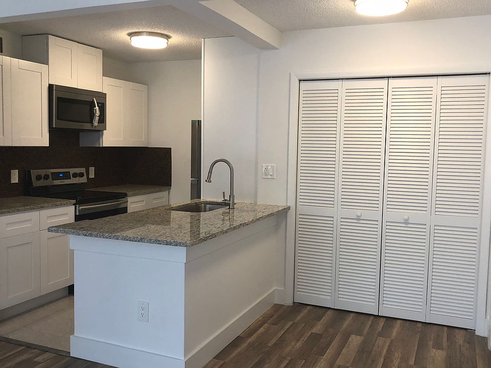 NEW INTEGRATIVE KITCHEN