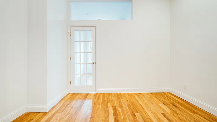 Rented by Nooklyn NYC LLC | media 16