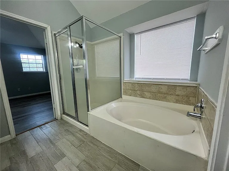 3034 Twin Creek Dr — Photo 19