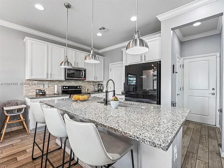 3953 Black Olive Ln #3953 — Photo 20