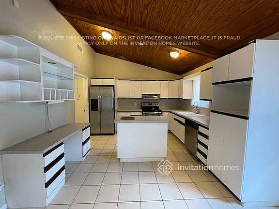 5th image of 9210 SW 49th St