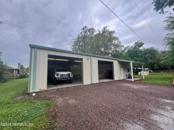 11430 BRIDGES Road, Jacksonville, FL 32218