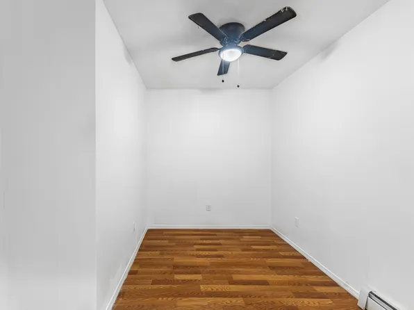 434 Lexington Avenue image 4 of 19