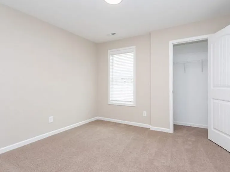 5346 Greystoke Pl — Photo 24