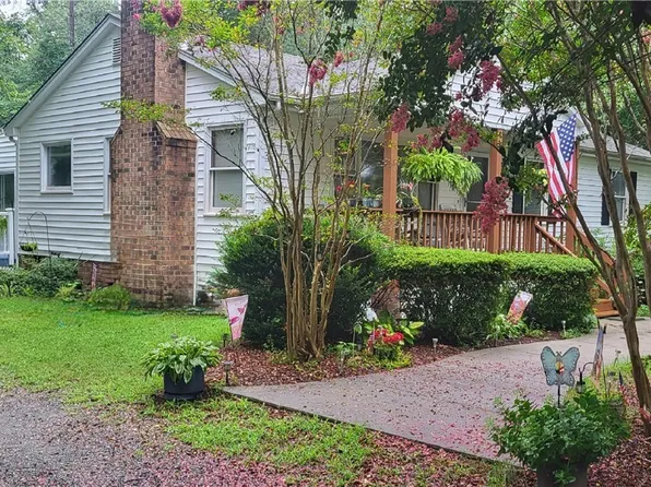 2638 Upshaw Rd, Aylett, VA 23009
