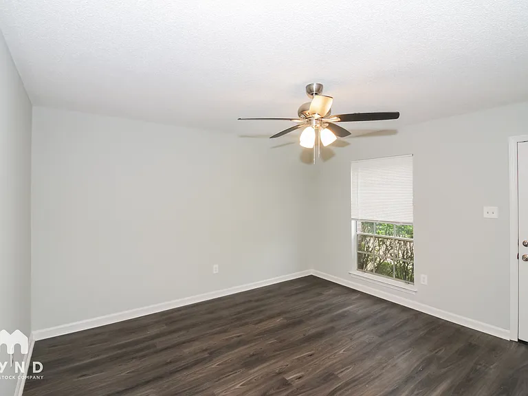 1783 Coral Hills Dr — Photo 11