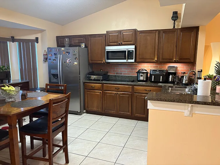 1164 Jade East Ln — Photo 4