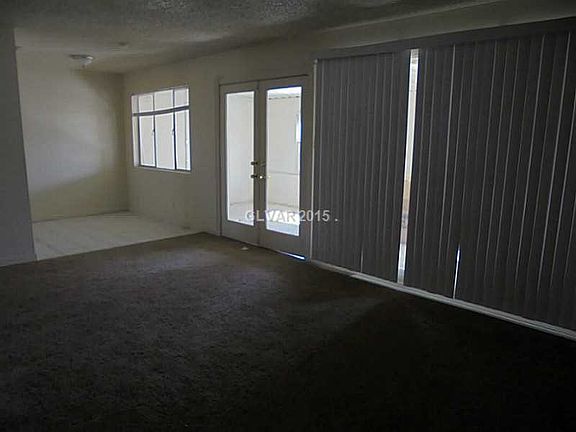 4th image of 1313 Silver Lake Dr