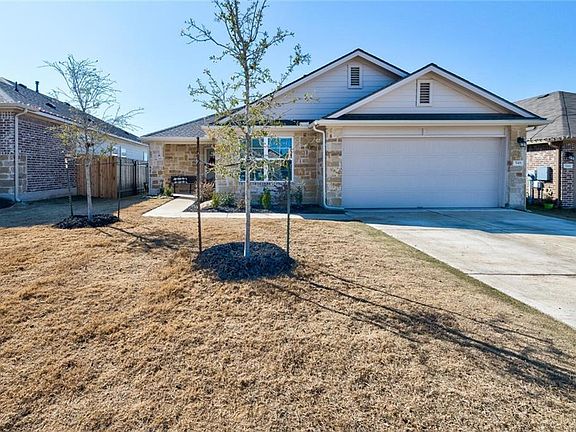 2nd image of 548 Blue Sage Dr
