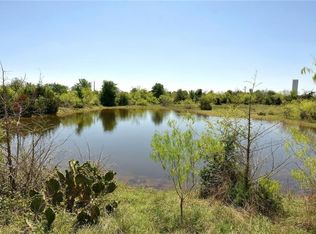 641 Mesa Dr, Del Valle, TX 78617
